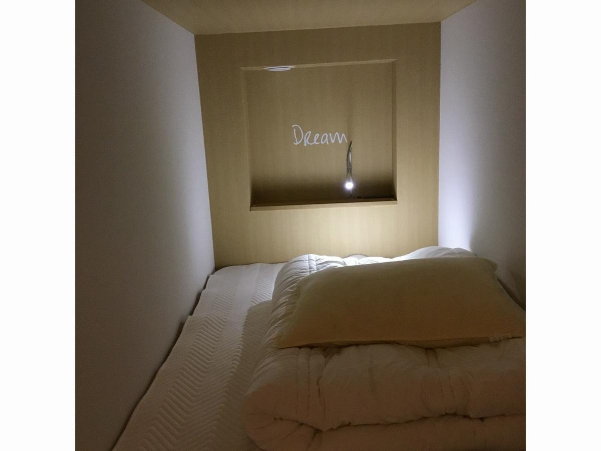White Hostel Shinsaibashi Осака Экстерьер фото